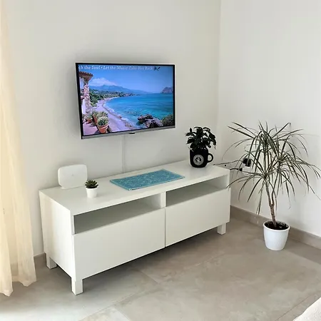 A Διαμέρισμα *